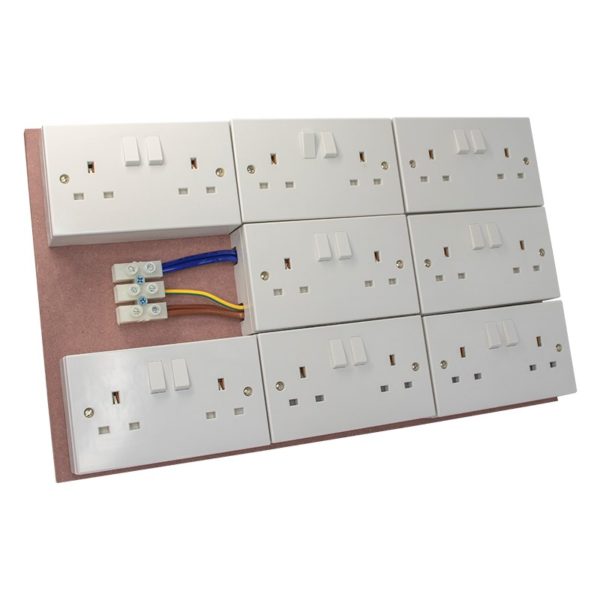 16 Way MDF Board Socket Only